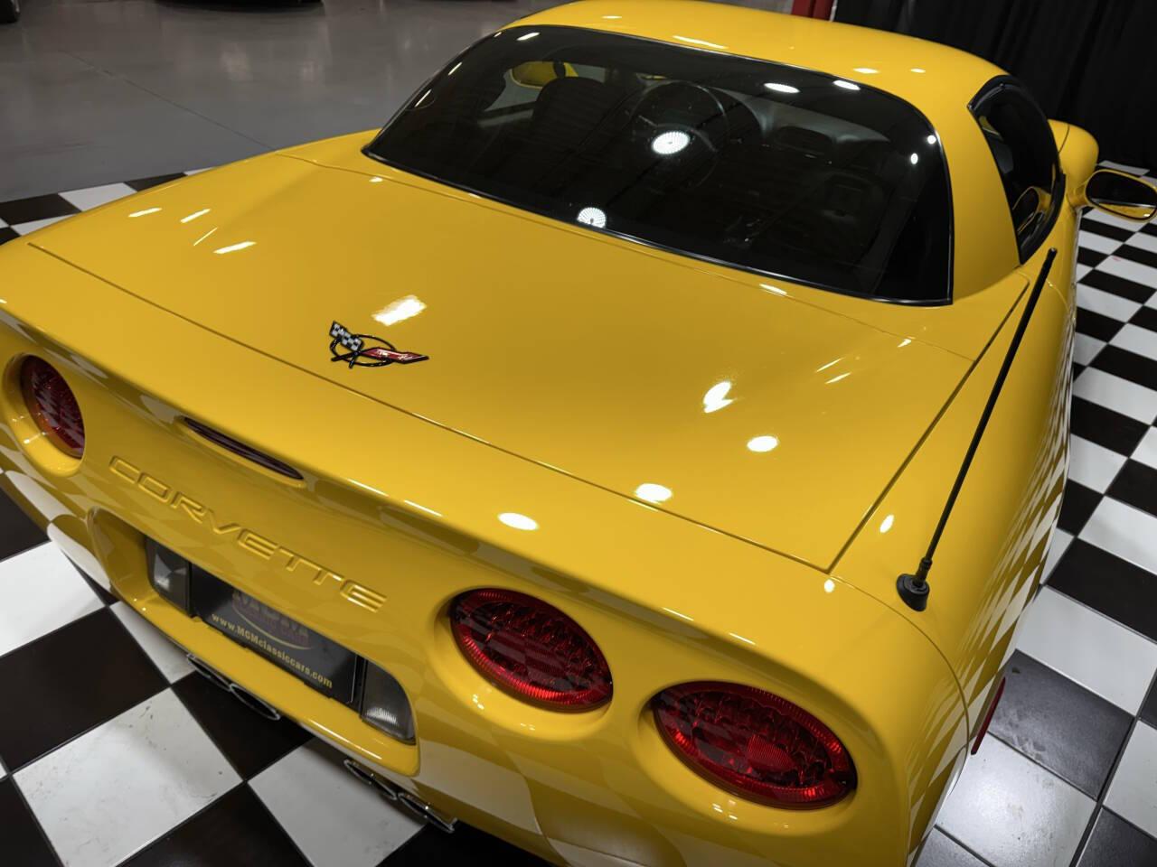 2004 Chevrolet Corvette 31