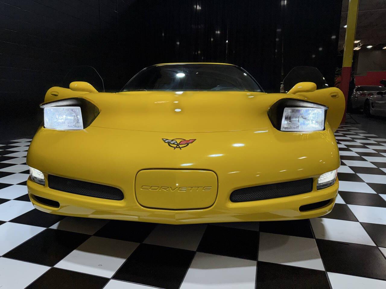 2004 Chevrolet Corvette 39