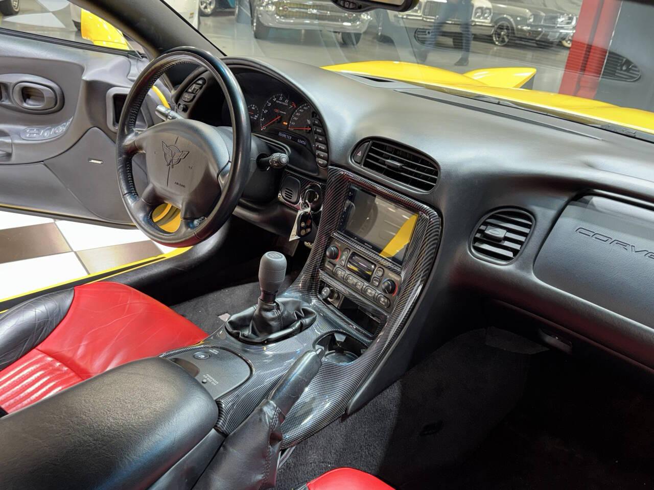 2004 Chevrolet Corvette 42