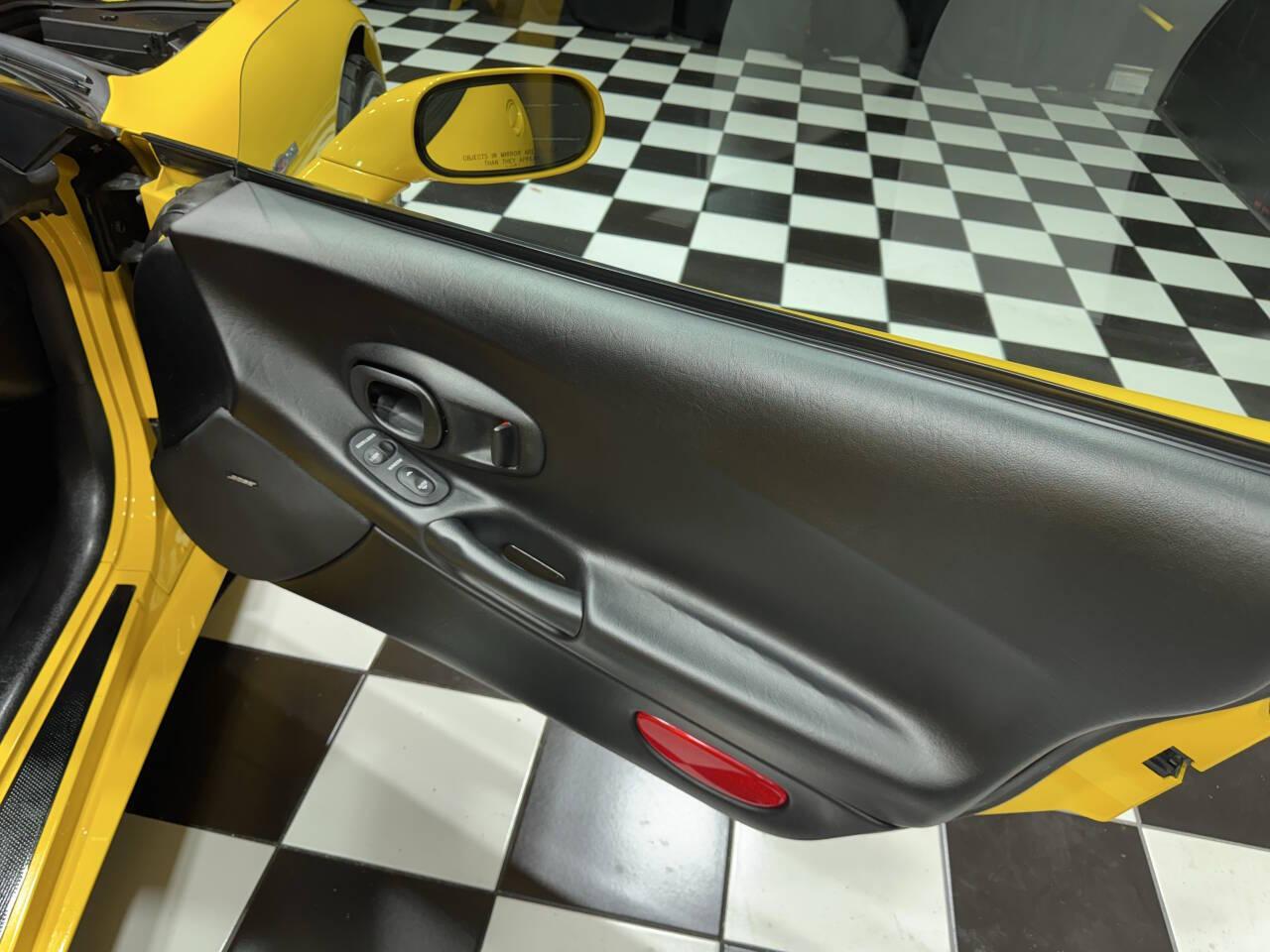 2004 Chevrolet Corvette 49