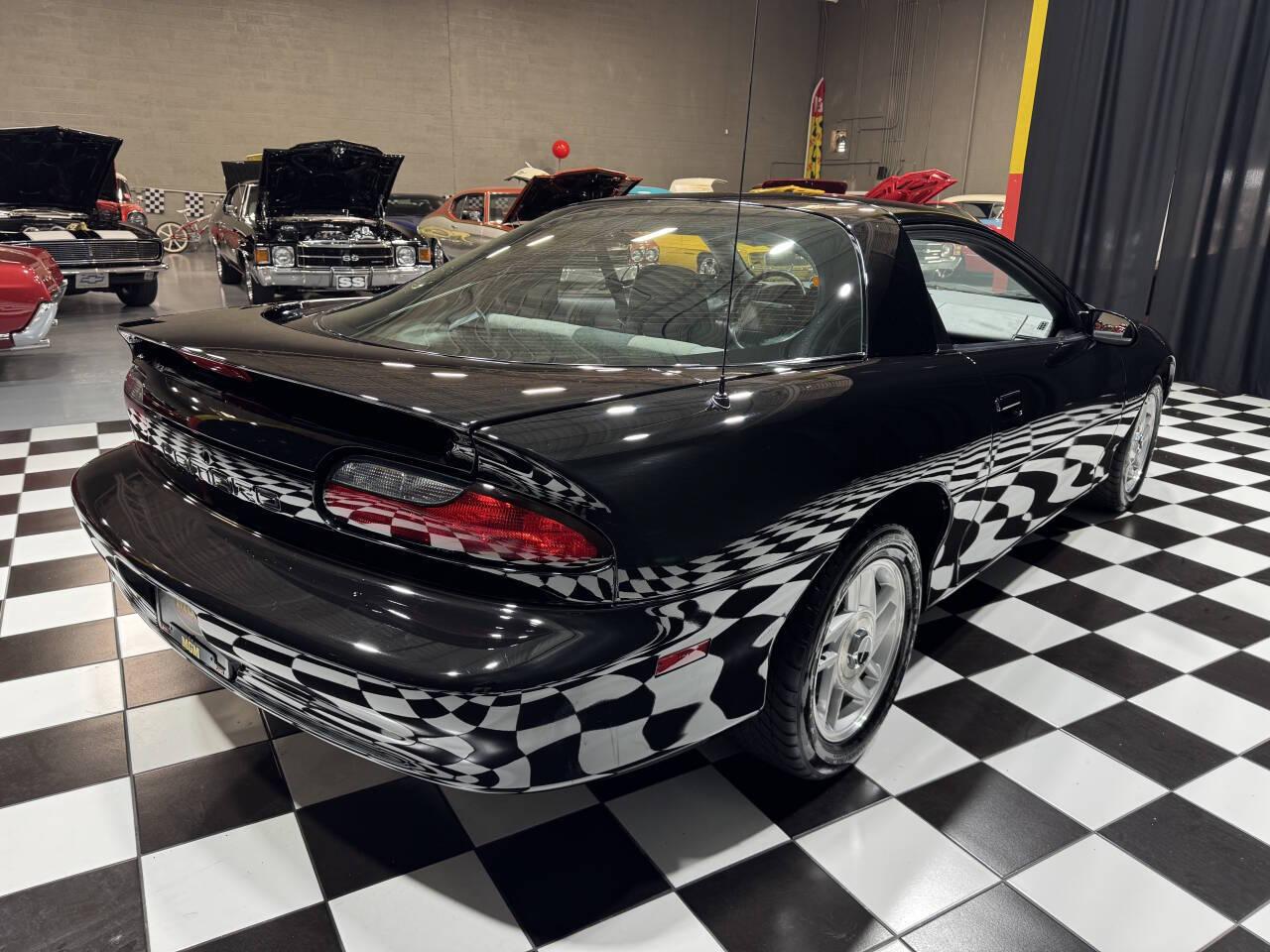 1993 Chevrolet Camaro 35