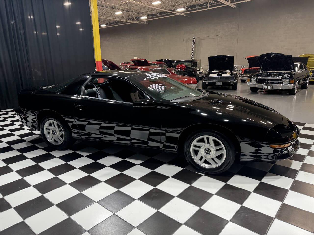 1993 Chevrolet Camaro 38