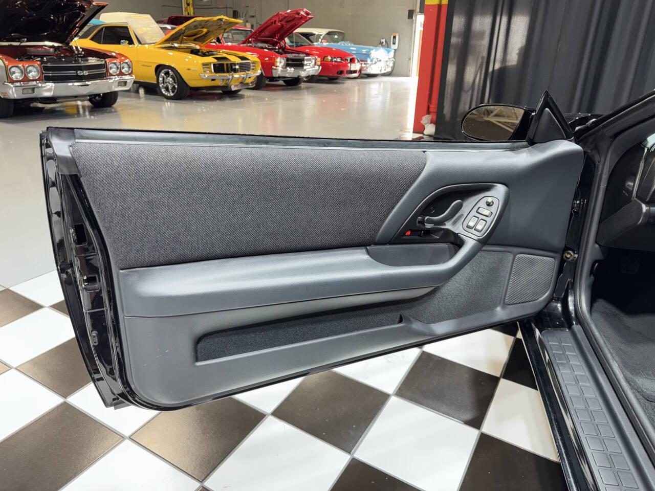 1993 Chevrolet Camaro 74