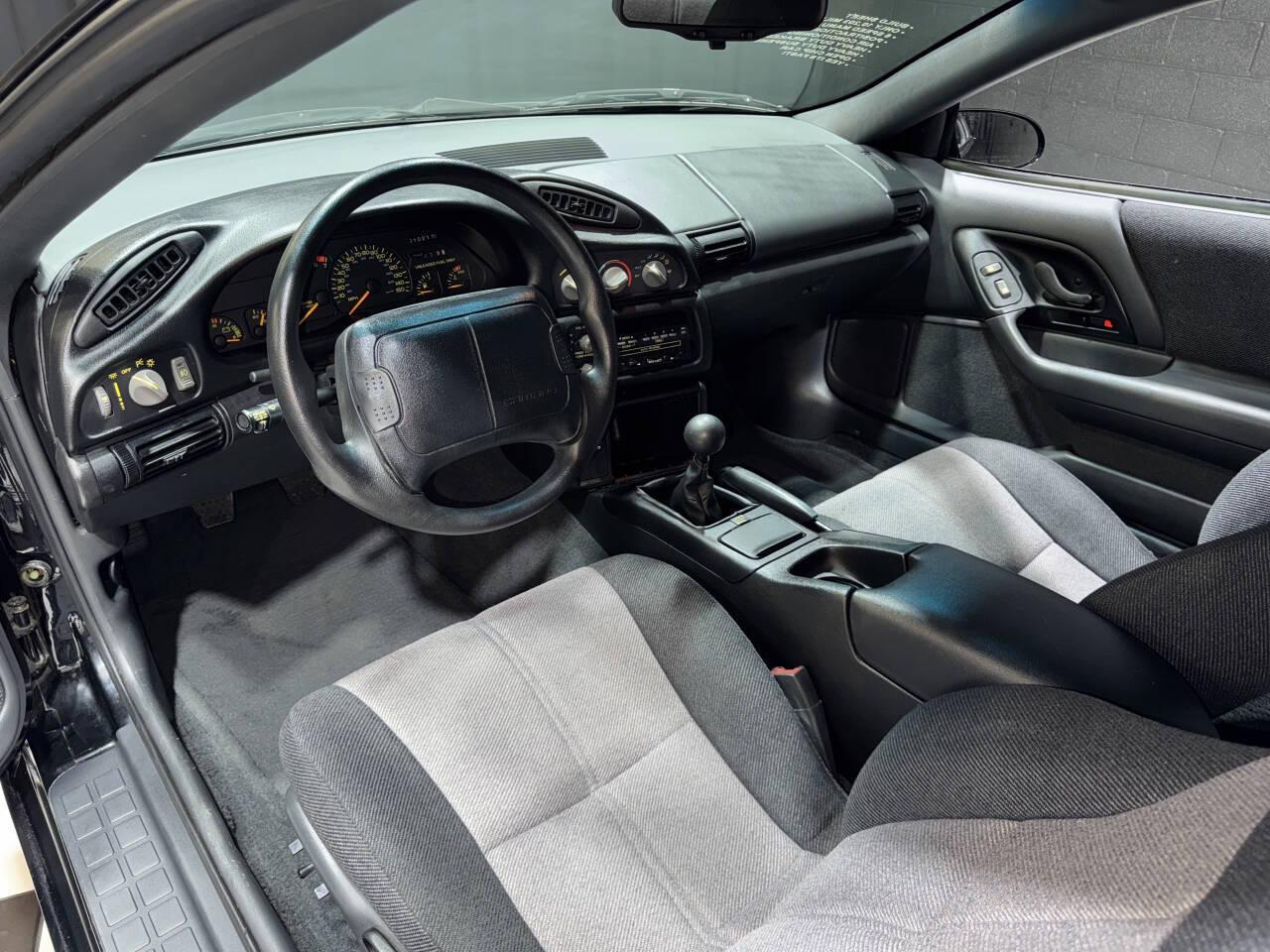 1993 Chevrolet Camaro 5