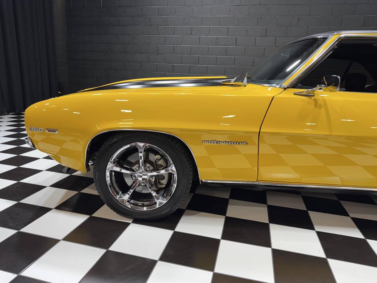 1969 Chevrolet Camaro 18
