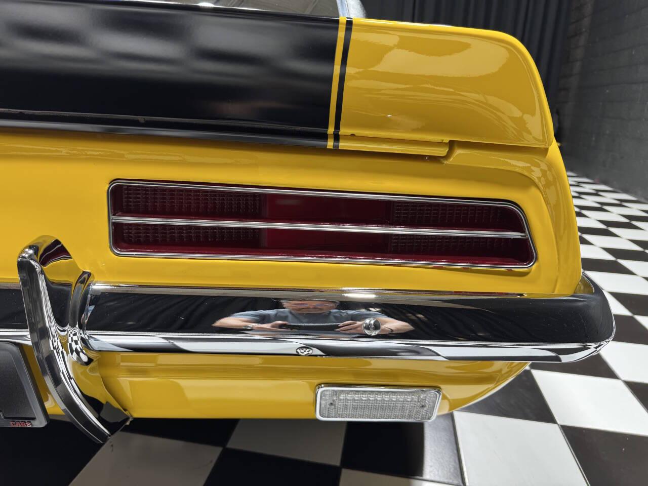 1969 Chevrolet Camaro 21