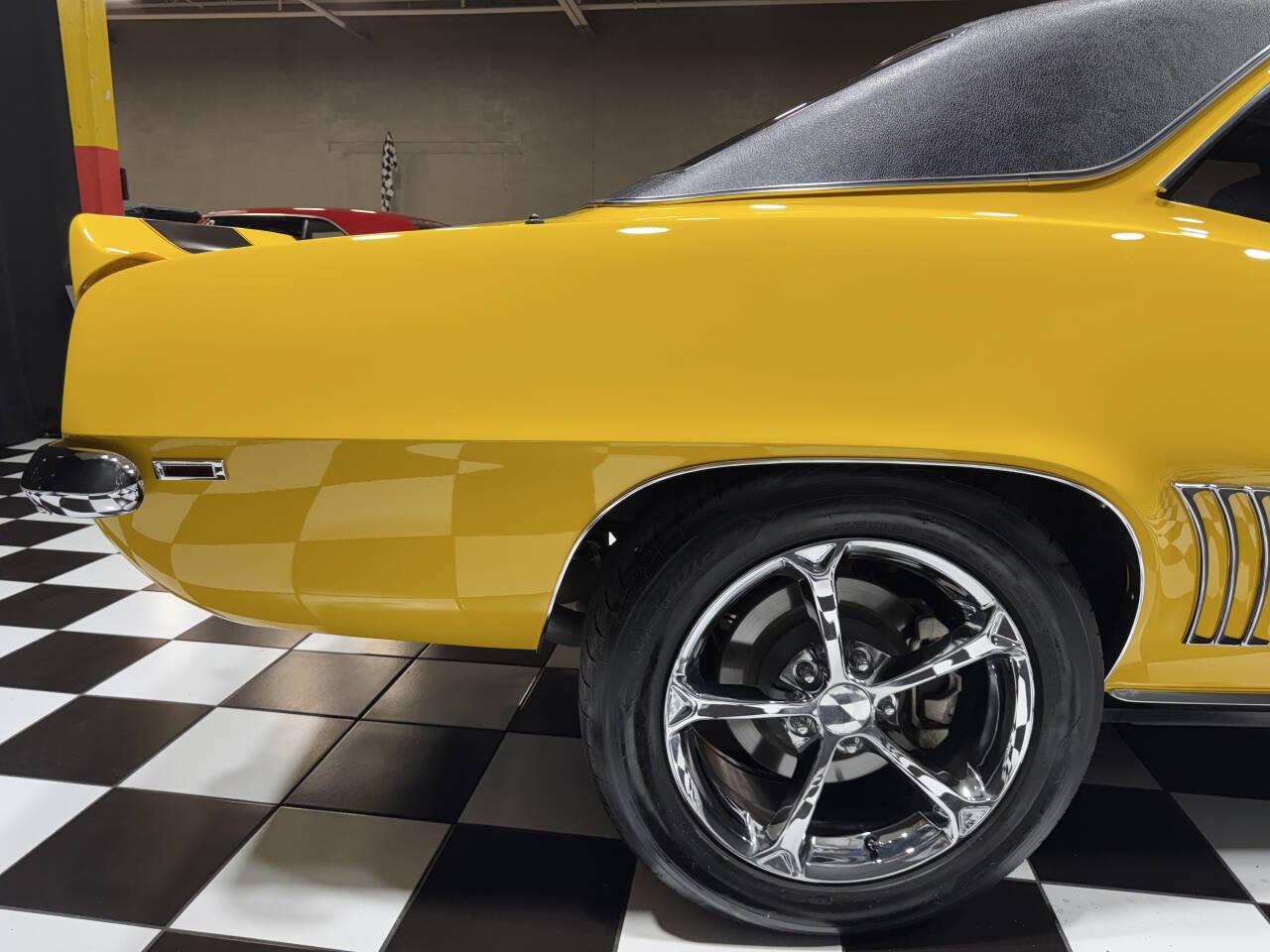 1969 Chevrolet Camaro 22