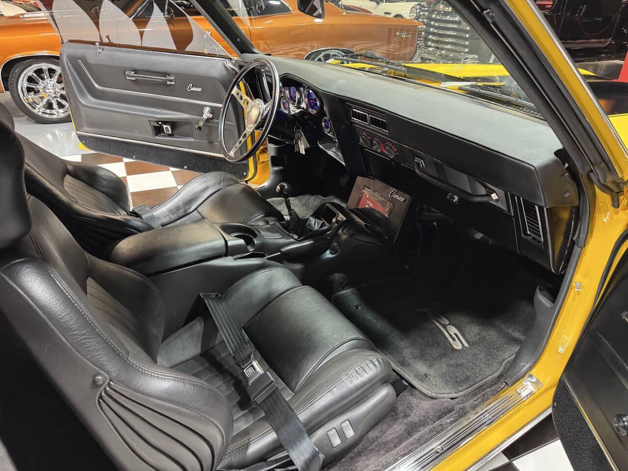 1969 Chevrolet Camaro 73
