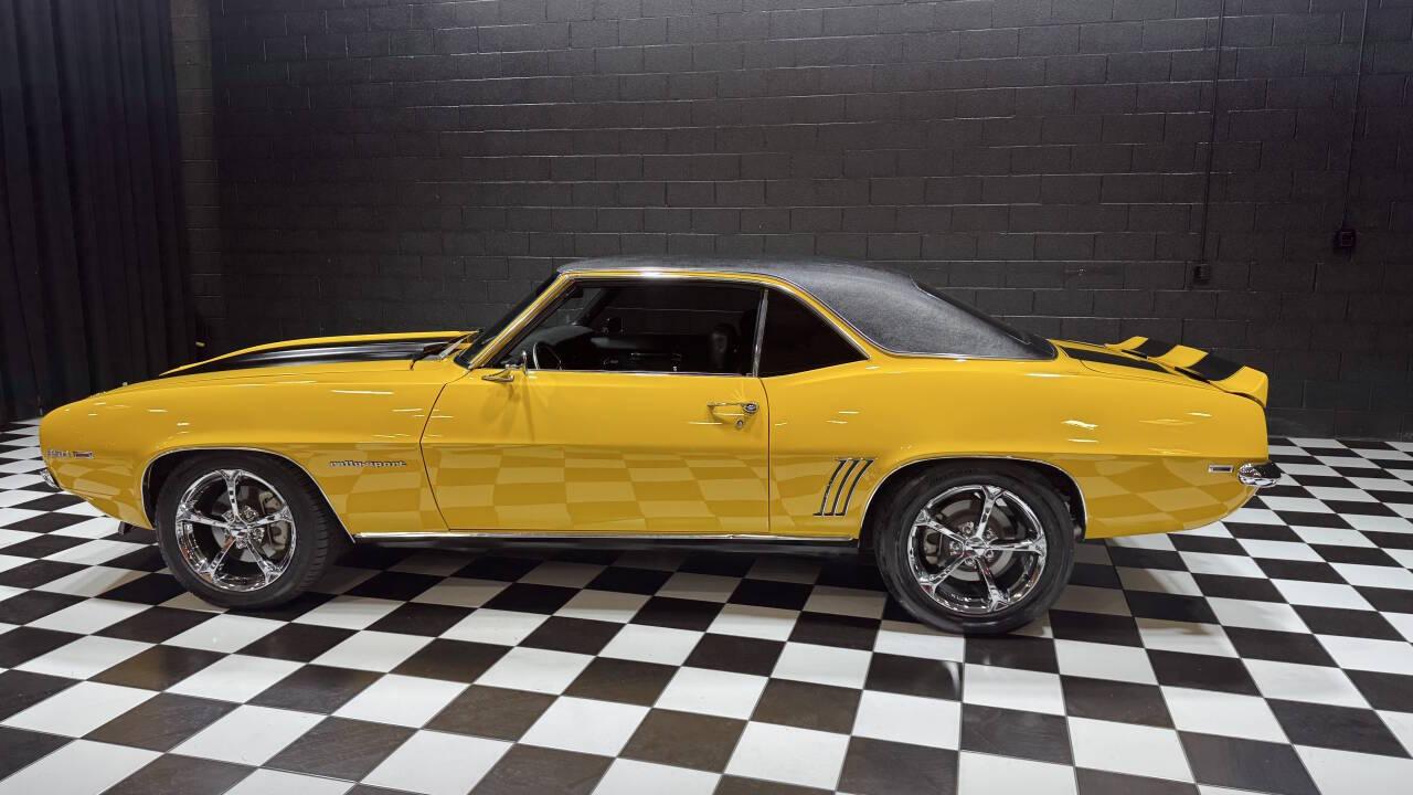 1969 Chevrolet Camaro 8