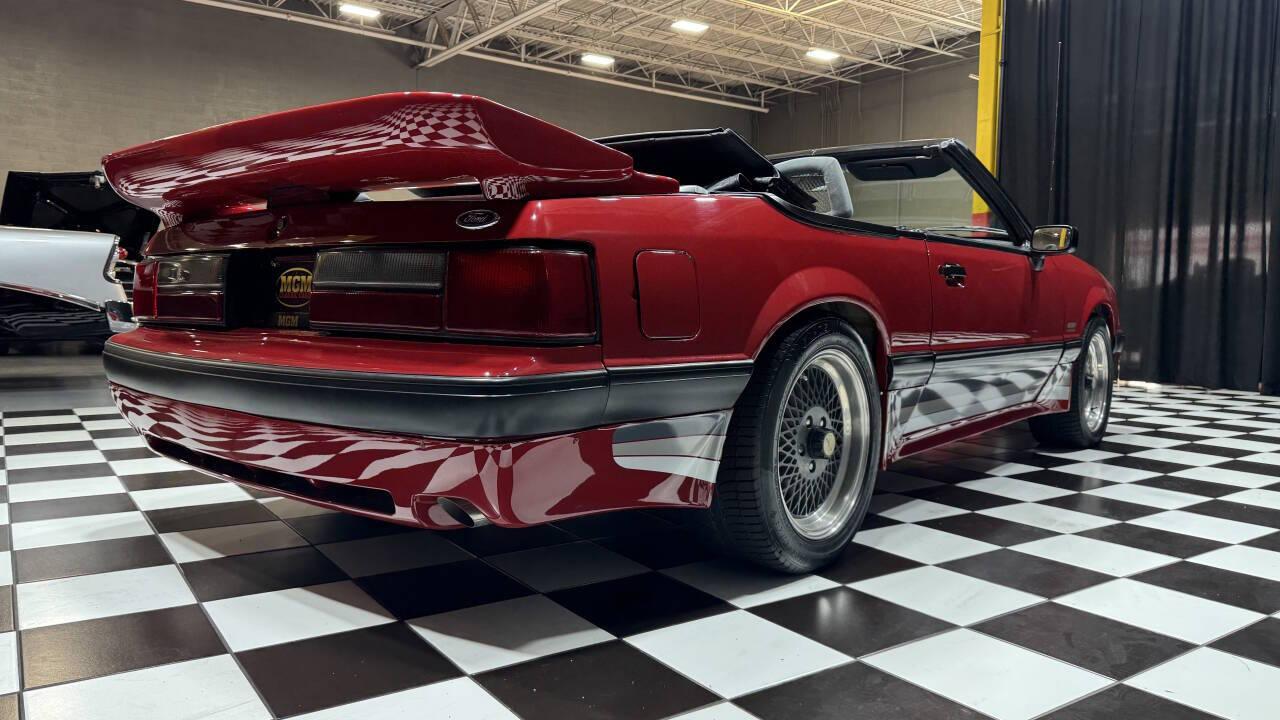 1988 Ford Mustang 11
