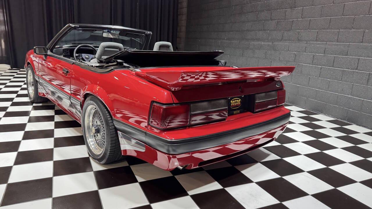 1988 Ford Mustang 13