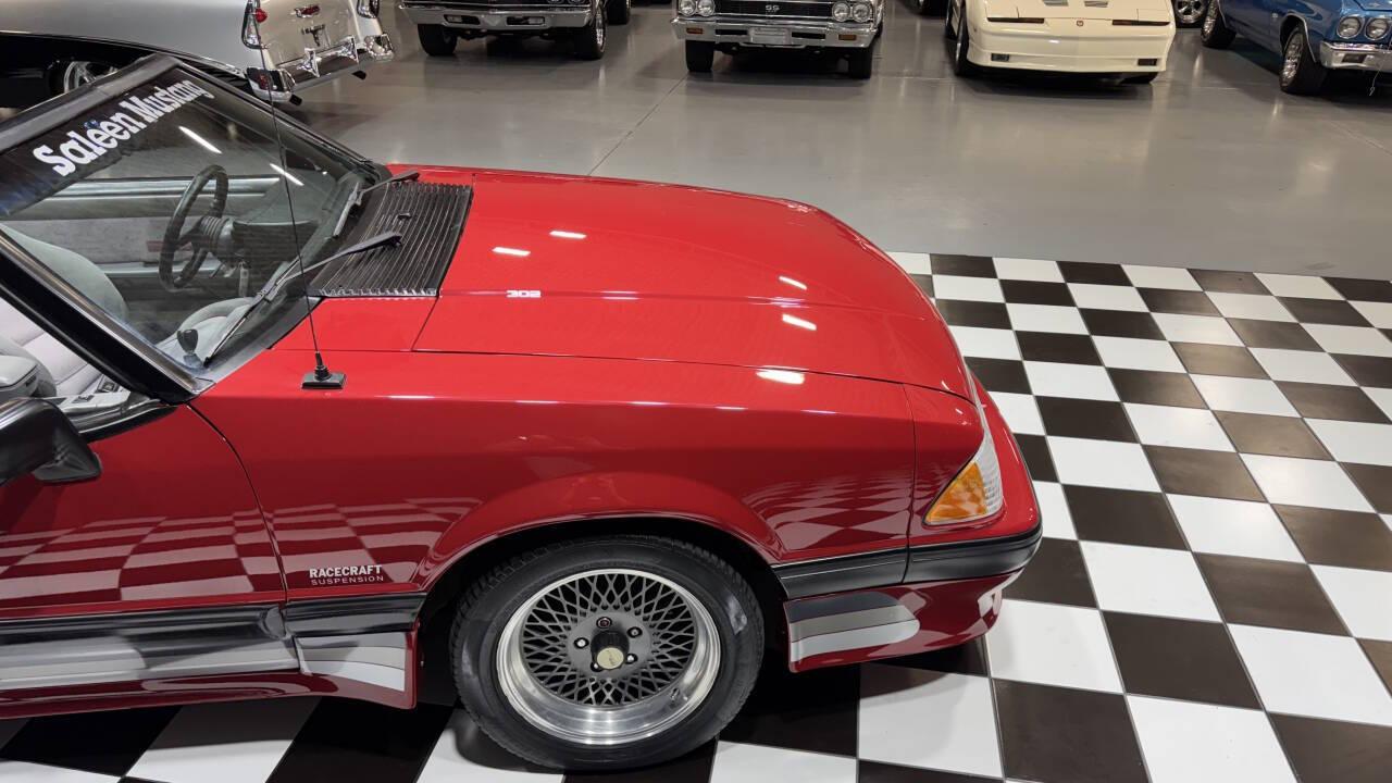 1988 Ford Mustang 19