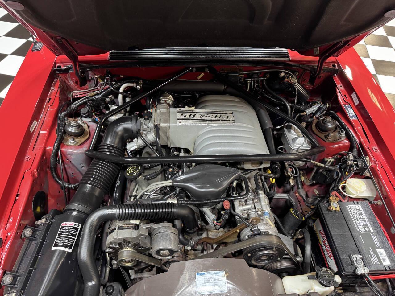 1988 Ford Mustang 3