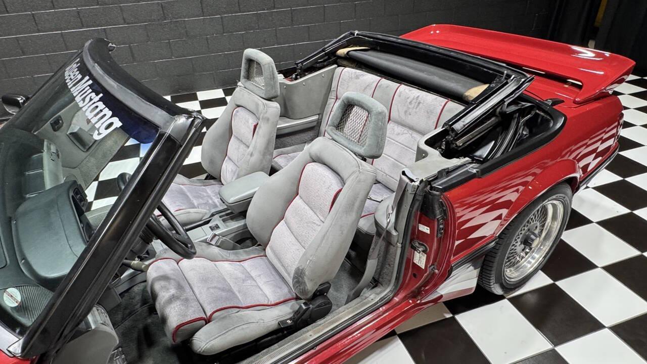 1988 Ford Mustang 56
