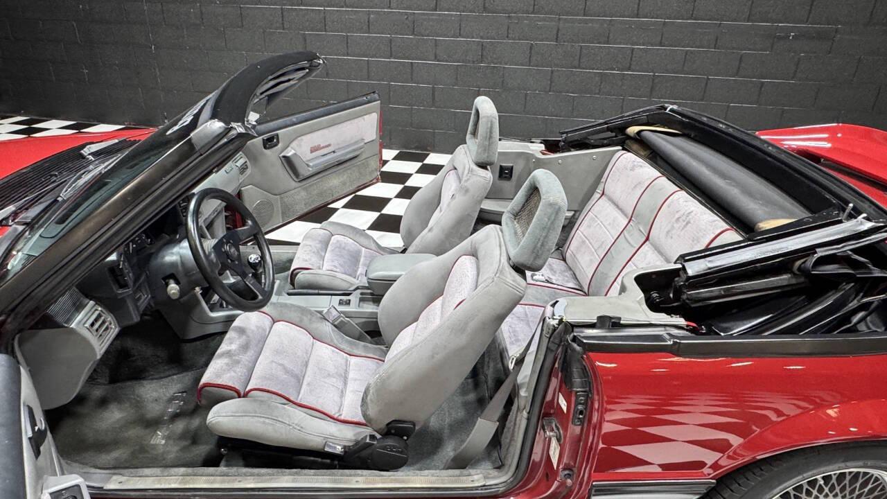 1988 Ford Mustang 57