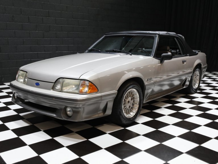 1990 Ford Mustang
